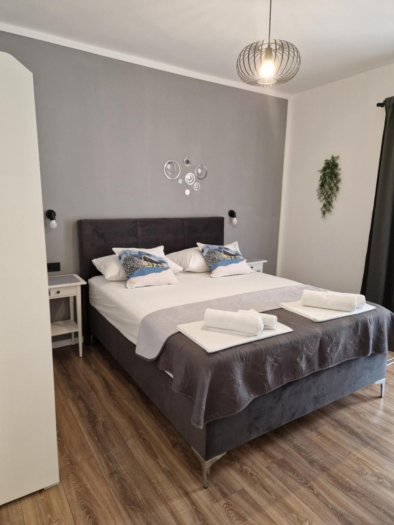 Apartments Jadranka Novalja Εξωτερικό φωτογραφία